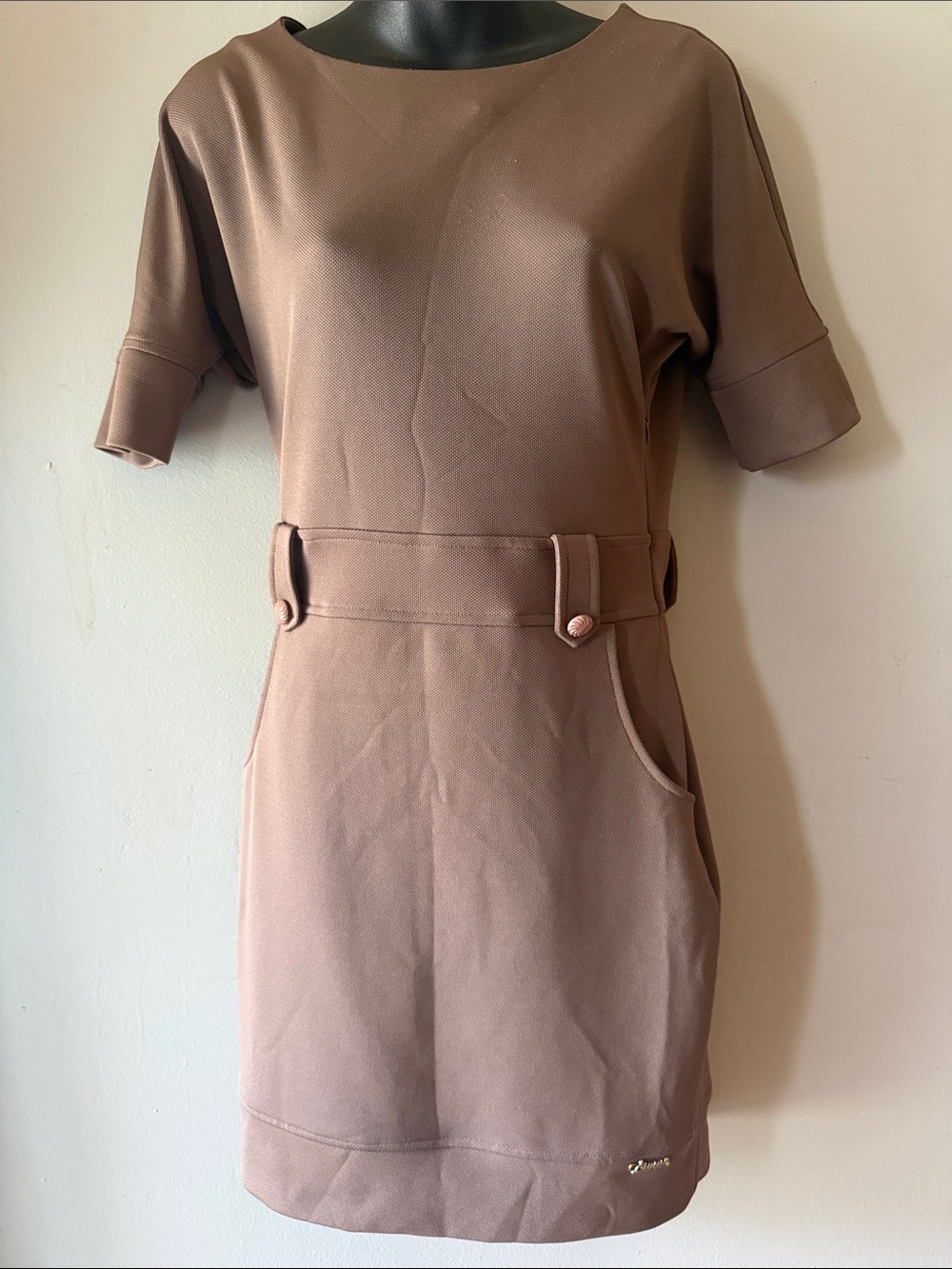 American Vintage Taupe Short-Sleeve Belted Mini Dress $35 Size Small